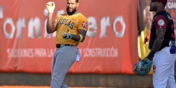 Águilas empatan en segundo lugar y eliminan oficialmente a los Gigantes