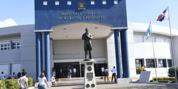 En mayo 2024 Migración otorgó más residencias que en todo un año completo