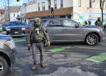 Arrestos de latinos sin historial criminal en EEUU se sextuplicó con Trump