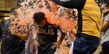 Águilas Cibaeñas dejan a Gigantes en el terreno con hit de Ezequiel Durán