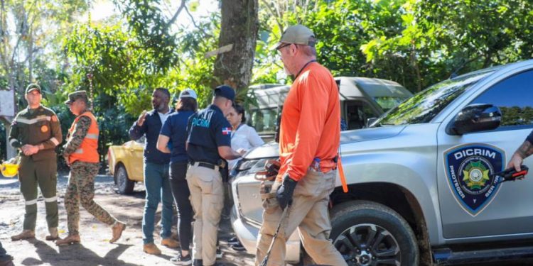 Pausan búsqueda de Brianna tras accidente de un agente del FBI