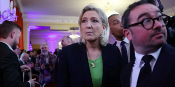 Marine Le Pen intenta retomar su candidatura presidencial en los tribunales para competir en 2027