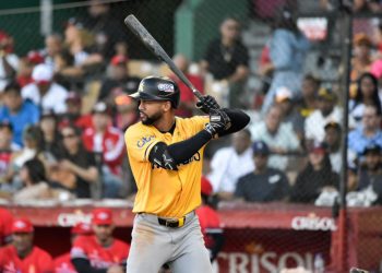 Leody Taveras y Jorge Tavárez brillan y las Águilas superan a los Leones