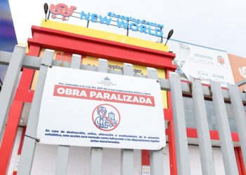 Comercios chinos en Santiago se saltan el cierre de negocios y optan por ventas vía Internet