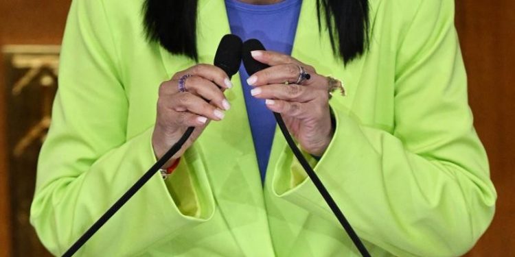 Desbloquean activos de Venezuela en Estados Unidos