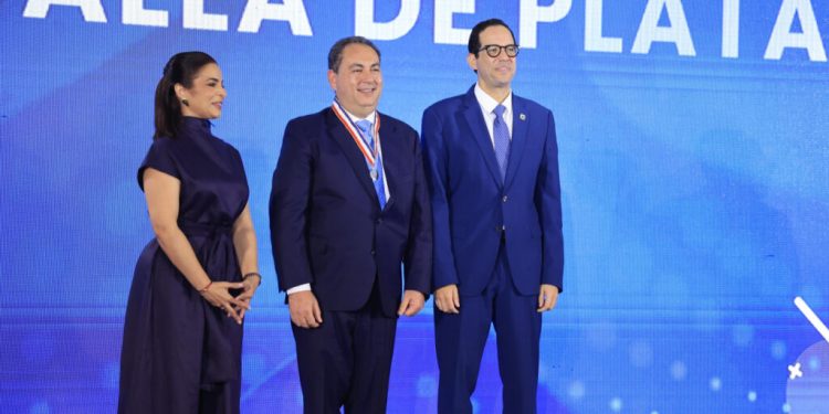 SNS exhibe fortalecimiento Red Pública de Salud en 2025