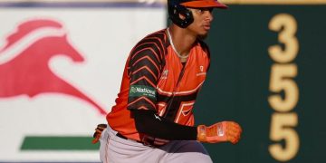 Toros vencen a Gigantes y se ponen a un paso final beisbol