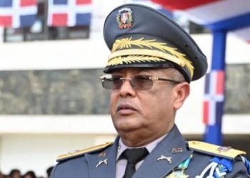 Guzmán Peralta pasa a retiro y es designado asesor policial del Poder Ejecutivo