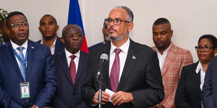 EEUU apoya al primer ministro de Haití ante el fin del mandato del Consejo de Transición