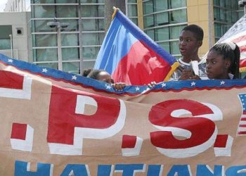 Jueza bloquea decisión de Trump de acabar con sistema de protección a migrantes haitianos