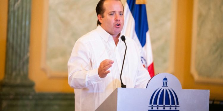 Paliza: Cobros a empleados públicos para movimientos políticos no representan al PRM ni al Gobierno