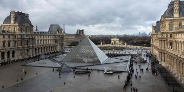 Cuatro meses después del robo de joyas, el museo Louvre es víctima de una estafa de USD$11 millones