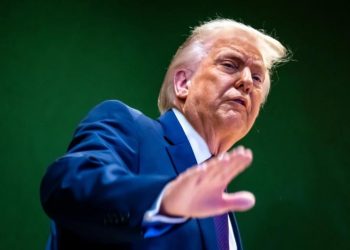 Trump dice espectáculo de Bad Bunny fue "uno de los peores de la historia"