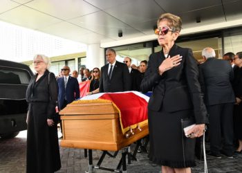 Resaltan en funerales el legado de Alburquerque
