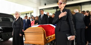 Resaltan en funerales el legado de Alburquerque