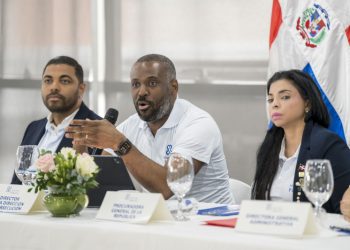 Procuraduría anuncia que fiscales usarán cámaras durante allanamientos