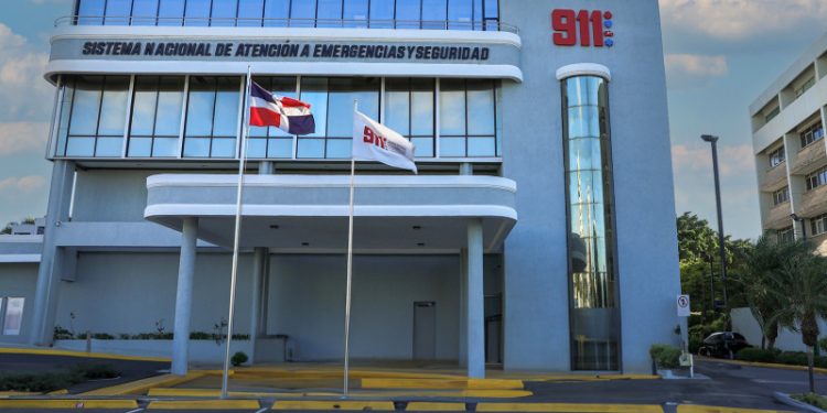 Estructura del sistema del 911 no presenta daños tras conato de incendio