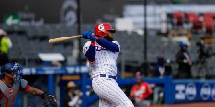 Cordero y Hernández lideran ofensiva en histórica victoria de RD sobre Panamá