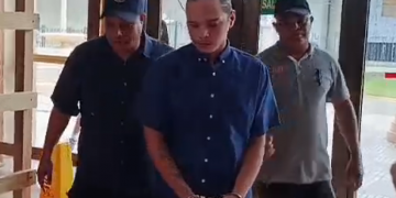 Prisión preventiva a joven que apuñaló 42 veces a su expareja embarazada en Santiago