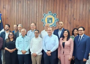 Solicitan construcción de autopista Expreso Cibao Central