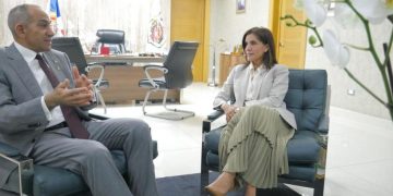 Tras cierre de la DEA, embajadora de EE.UU. encabeza actividad con el presidente de la DNCD