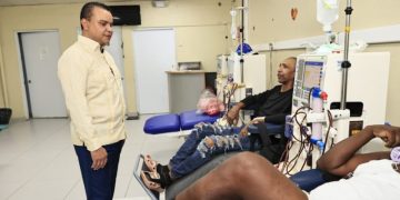 SNS garantiza el suministro a programas de diálisis y nutrición