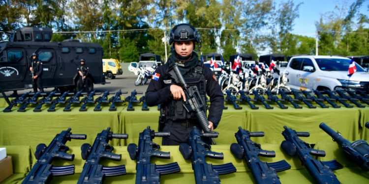 Armas de alto calibre y drones de largo alcance: así es el nuevo arsenal táctico de las FFAA