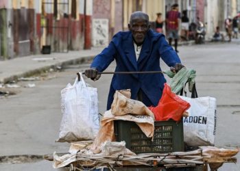 Cuba acusa a EEUU de querer provocar una "catástrofe humanitaria" en la isla