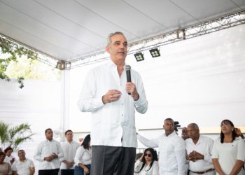 Abinader en El Valiente: “No le voy a pagar un centavo a nadie que se robó terrenos del Estado”