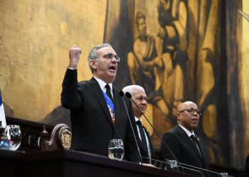 Desde satélite espacial hasta el fin de la era de los “intocables”, en rendición de cuentas.