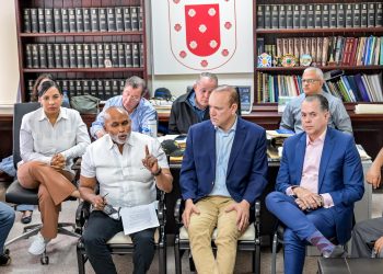 Alcaldía de Santiago y sectores público-privado acuerdan cronograma de trabajo en la Calle del Sol