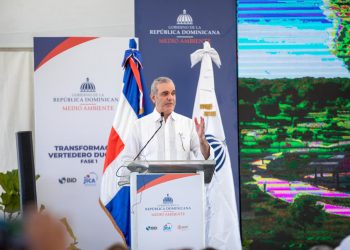 Presidente Abinader da inicio a la primera fase de transformación y saneamiento ambiental del vertedero Duquesa para beneficio de 3.8 millones habitantes del Gran Santo Domingo