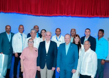 Luis Miguel De Camps formaliza la Mesa de los Cinco Pilares en Santiago con énfasis en convivencia y armonía escolar