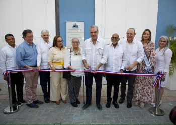 Presidente Luis Abinader entrega renovada Casa de Arte y consolida la transformación del centro de Santiago