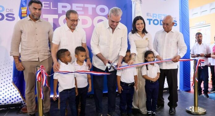 Abinader inaugura centro educativo inicial en honor a gobernadora Nelsy Cruz, fallecida en la tragedia Jet Set