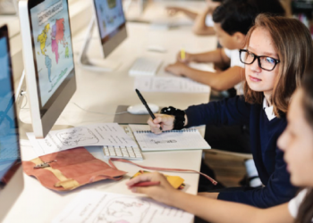 Alfabetización digital: El reto de la educación dominicana ante el uso de la inteligencia artificial