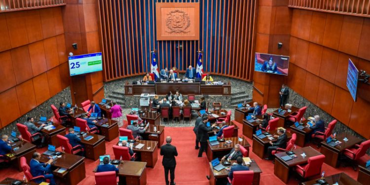 Senado aprueba en segunda lectura proyecto que elimina las candidaturas independientes
