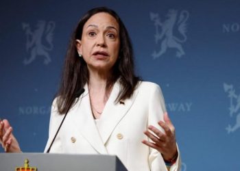 Opositora María Corina Machado anuncia regreso a Venezuela