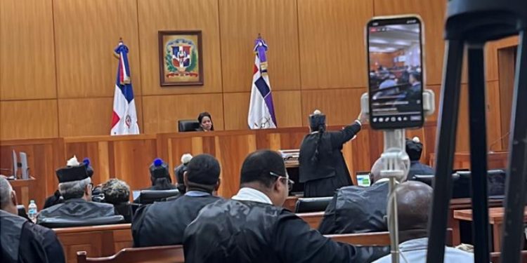 Tribunal deja en estado de fallo caso Calamar; decisión de ir a juicio de fondo será el 29 de mayo