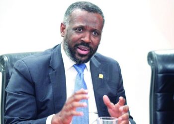 Camacho denuncia "reciclaje" de incidentes por parte de Jean Alain para retrasar el juicio de fondo