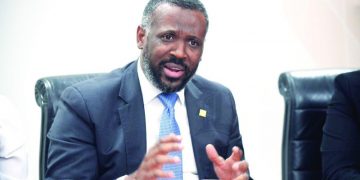 Camacho denuncia "reciclaje" de incidentes por parte de Jean Alain para retrasar el juicio de fondo