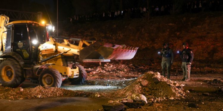 Países del Golfo se reservan el derecho a responder a "agresión" iraní