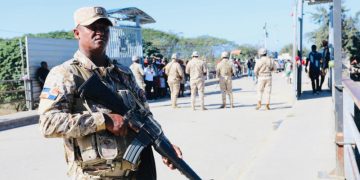 Haitianos se movilizan en Juana Méndez y alcalde alerta sobre chantajes de cerrar la frontera
