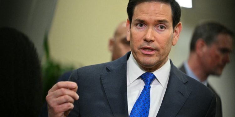 Rubio confirma que un dron cayó cerca del consulado de EEUU en Dubái