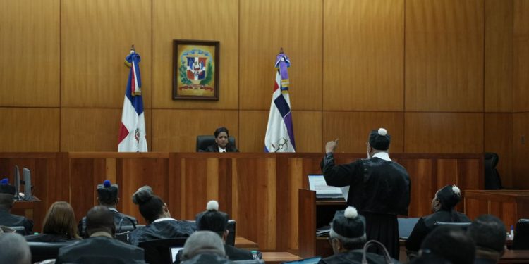 Defensa de Peralta rechaza acusación del Ministerio Público