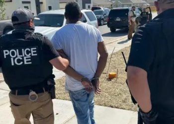 La gobernadora de Nueva York pide un alto en las redadas