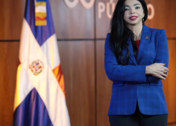 Yeni Berenice propone transformación profunda de la institución