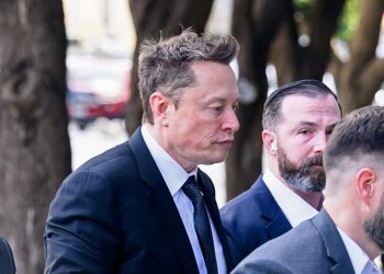 Elon Musk, el más rico del mundo: más de US$830,000 millones