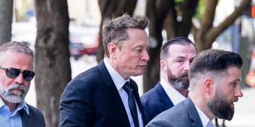 Elon Musk, el más rico del mundo: más de US$830,000 millones