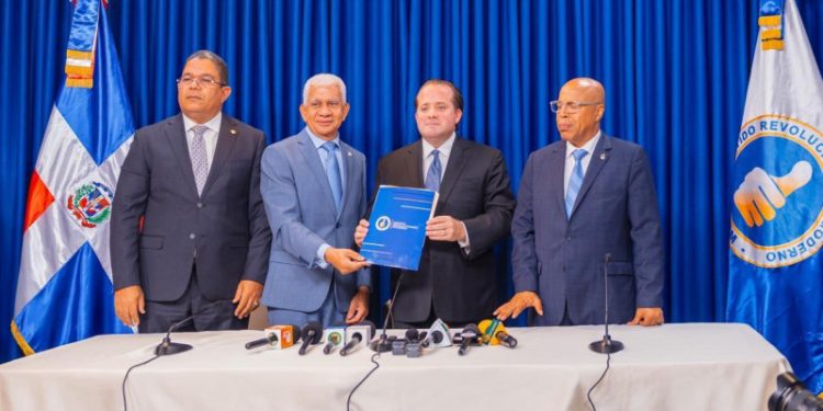 PRM propone cambios en Ley de Partidos "para evitar infiltración de ilícitos en la política"